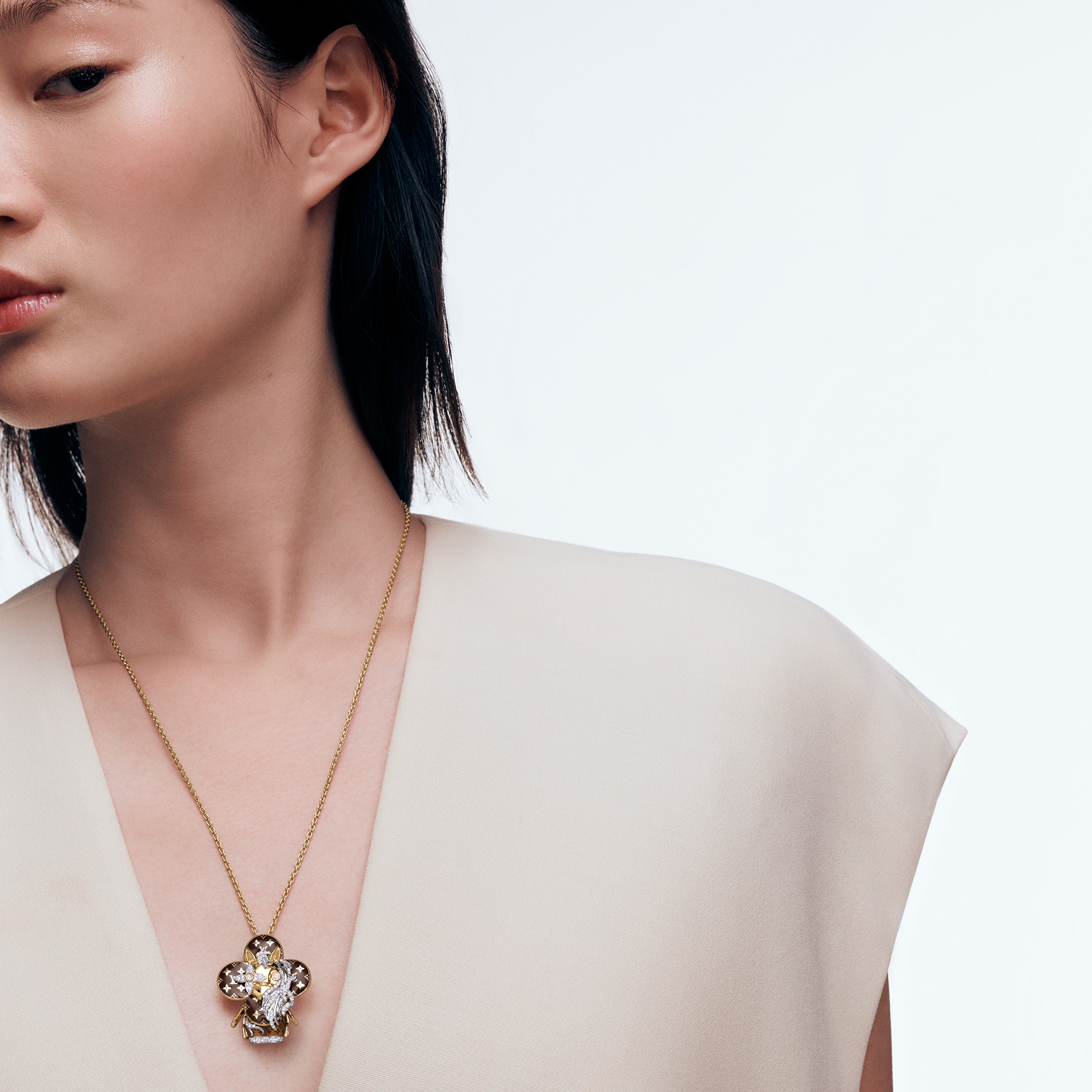 Vivienne Horse Pendant, Yellow Gold, White Gold, Lacquer